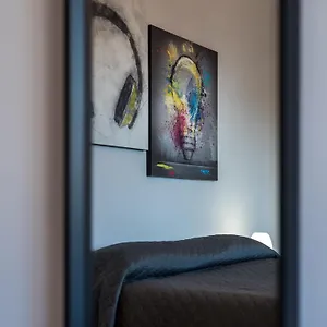 https://travelershome-ciampino.it-romehotels.com